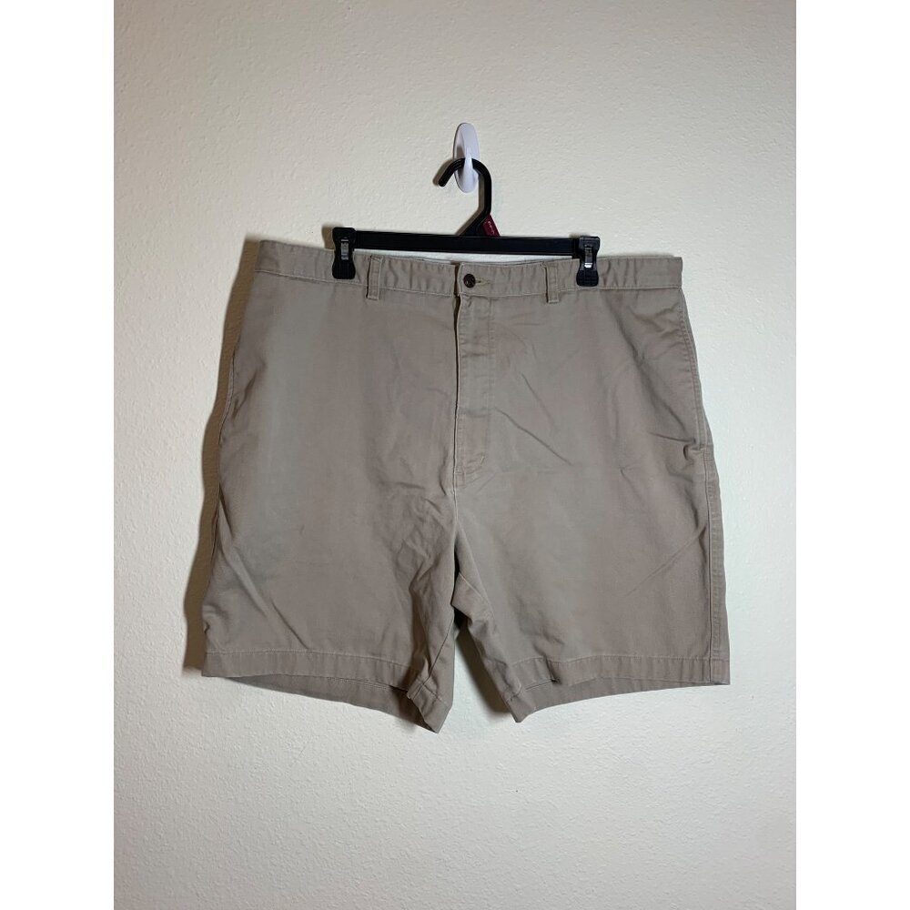 Roundtree & Yorke Khakis Chinos Shorts Men's Size 40 Tan Casual AE3